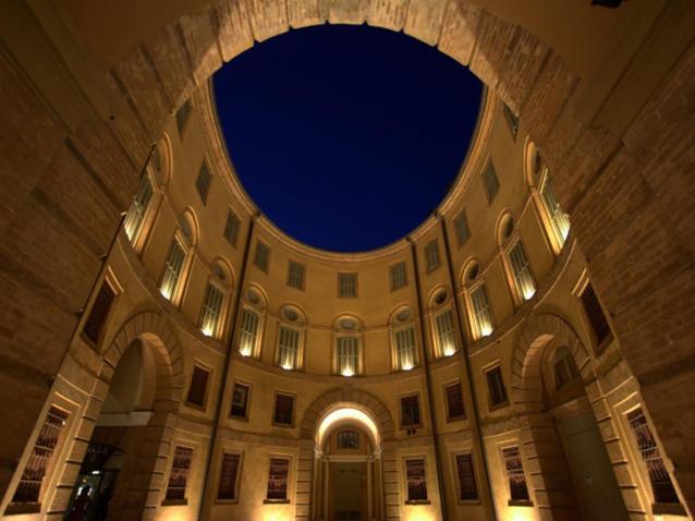 Ego' Residence Ferrara Exterior foto